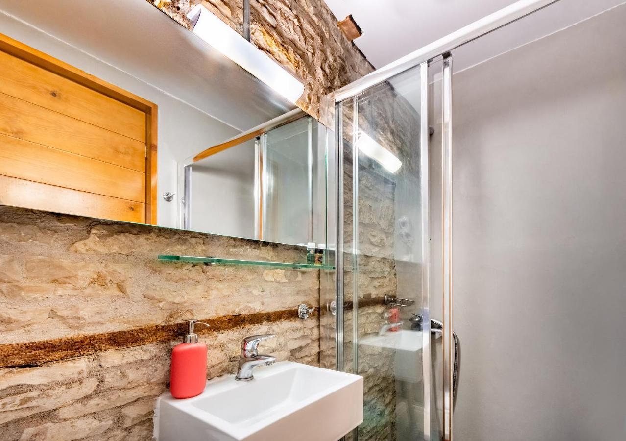 The Land Beyond Apartment Vitsa Exterior photo